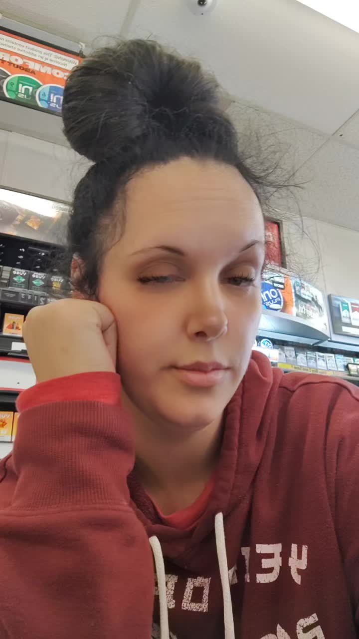 @smokingqueen420.0SAHM