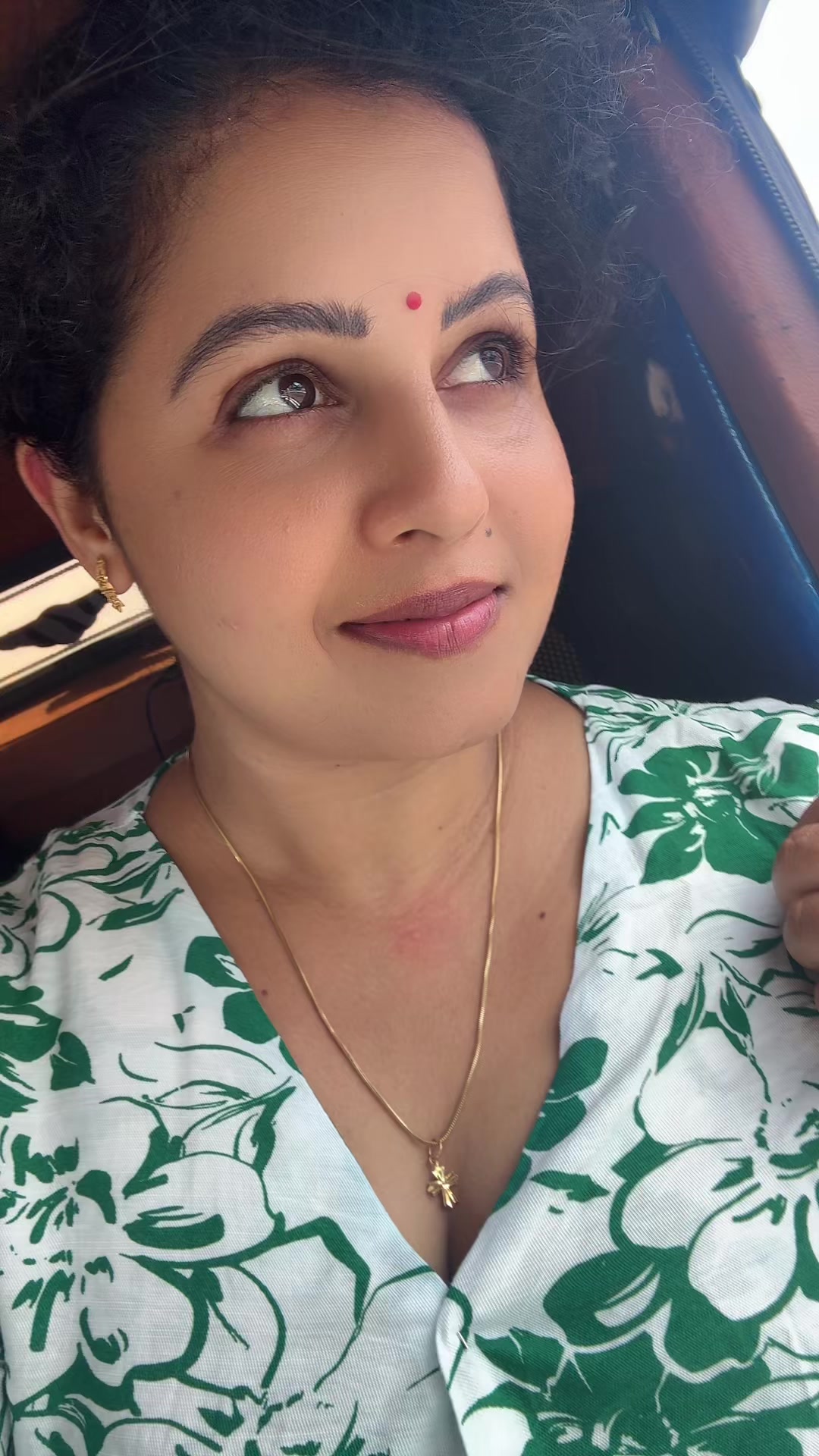 @Tharshi Priya