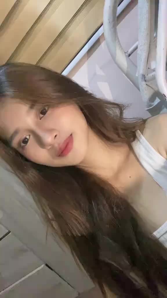 @𝐀𝐬𝐡 :p