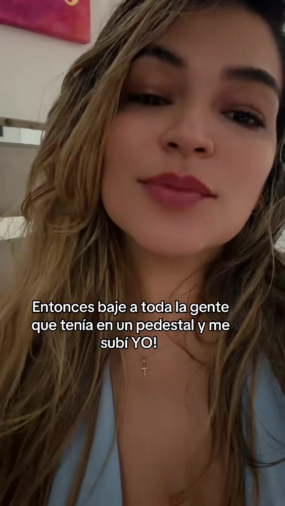 @Lorena Calderón 🎀
