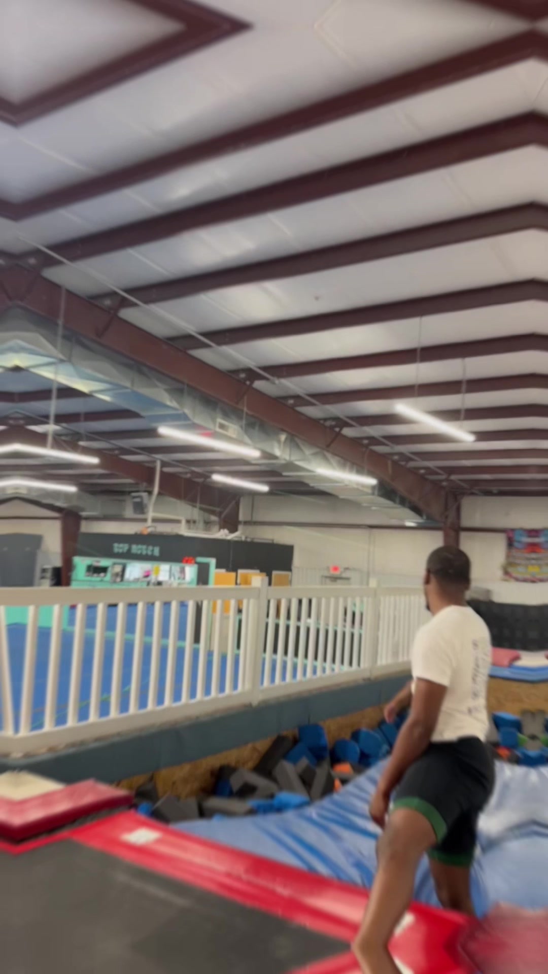 @A D&rsquo;Nai McDowell MAT,MSA