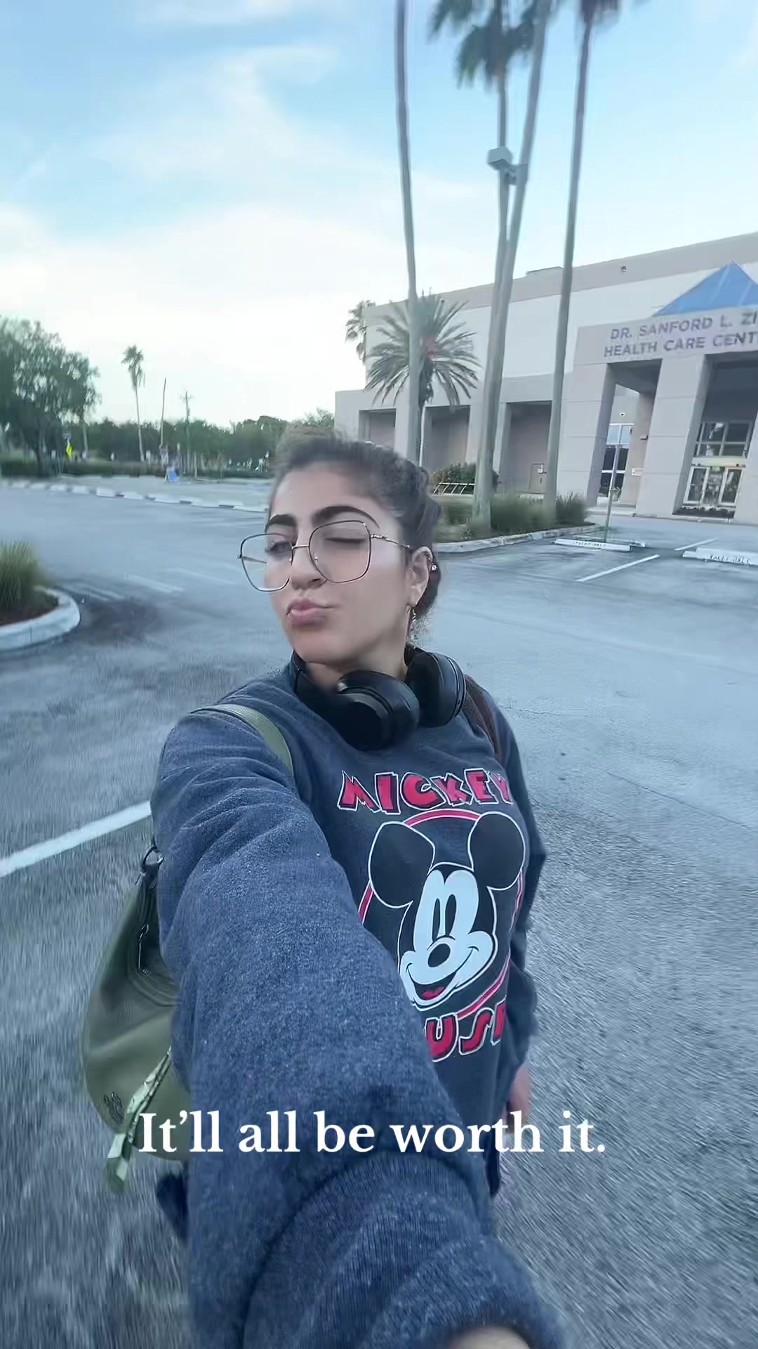@lovelyliz101