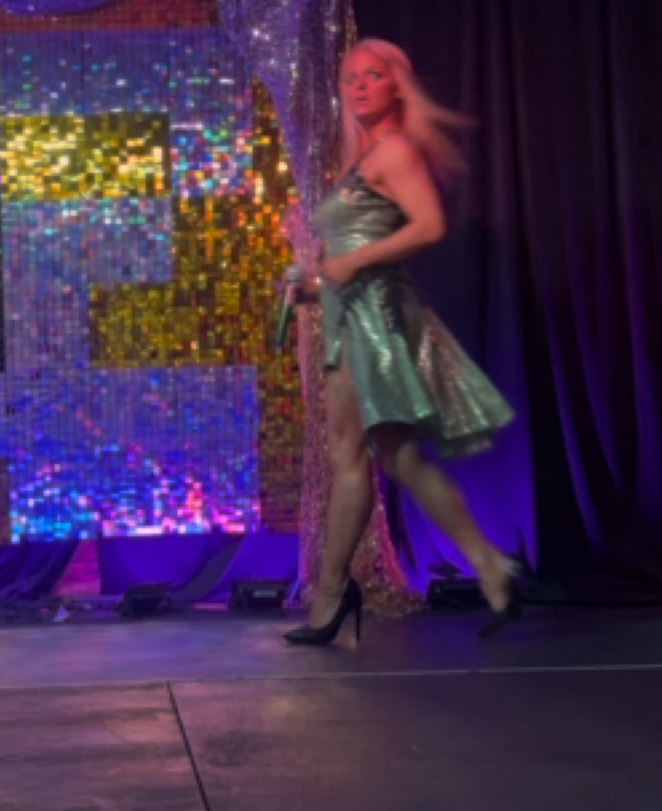 @AshleyxBritney