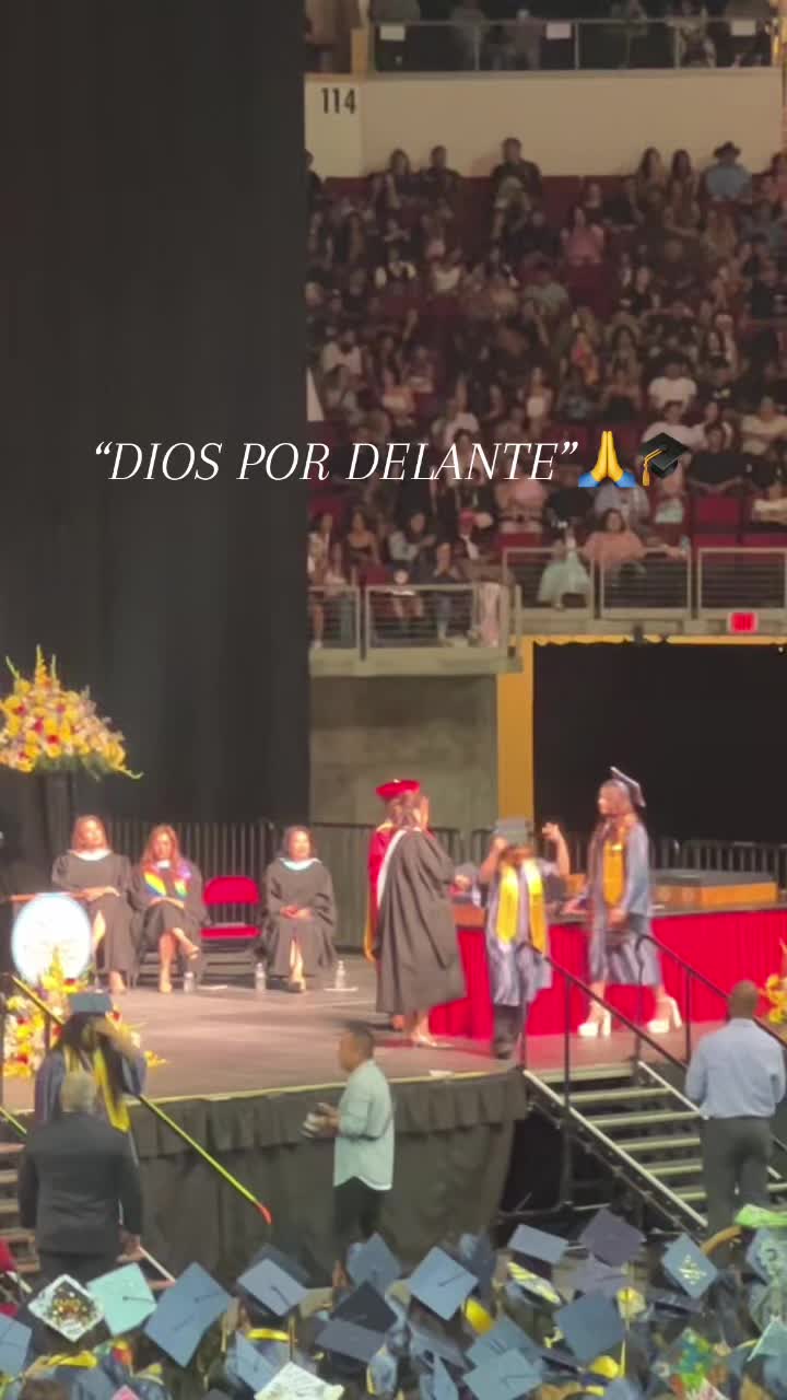 @Yoselyn
