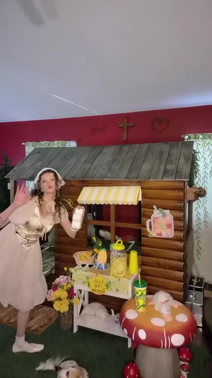 @𝓢𝓽𝓻𝓪𝔀𝓫𝓐𝓻𝓲𝓮🍓🌷🌳