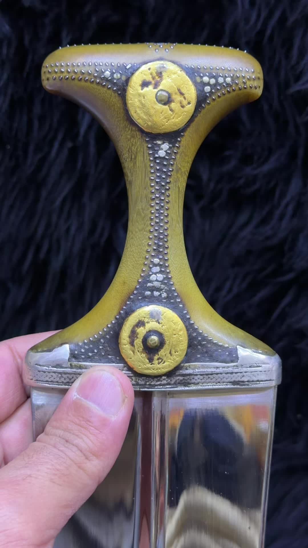 @ابويحيى غمدان الهندوان_شيز