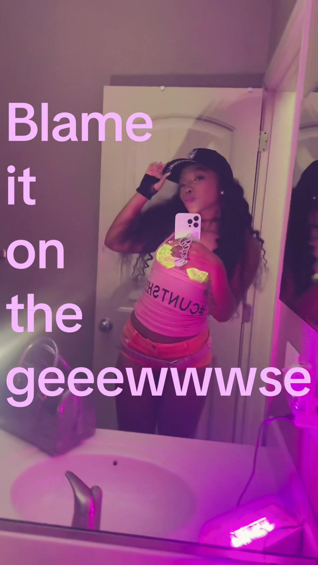 @keetailsss