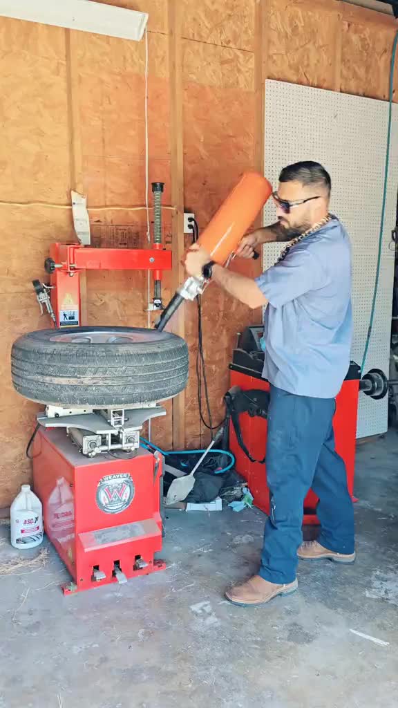 @Hasbun Auto Body