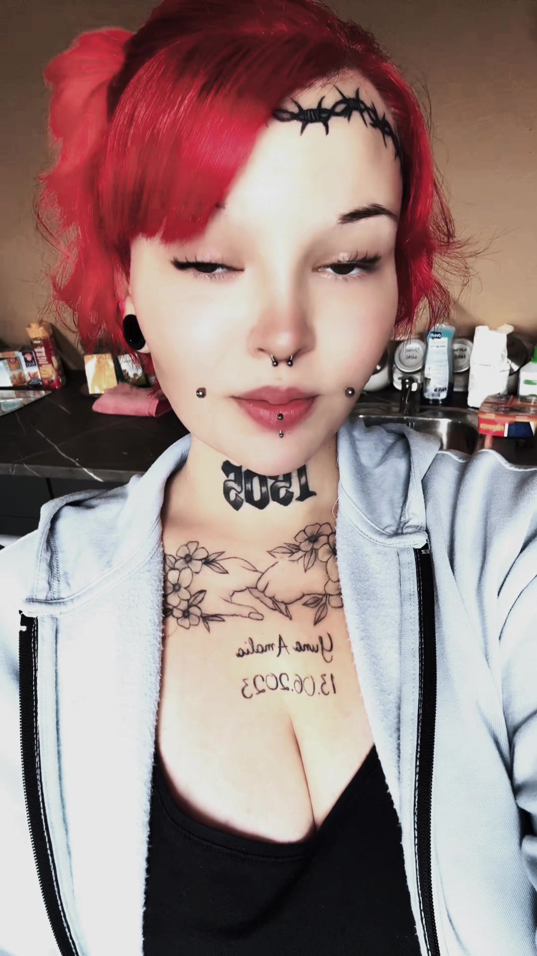 @𝓛𝓪𝓾𝓻𝓪🌹🖤