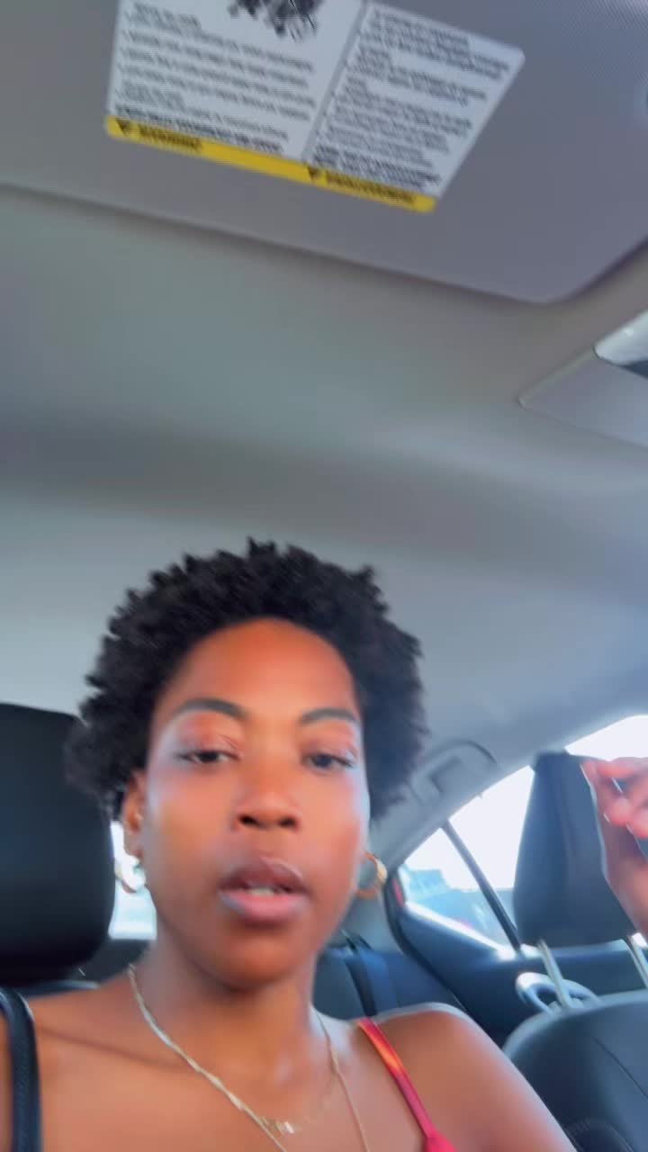 @Tayrella