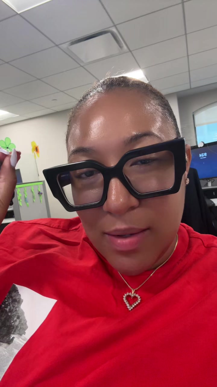@Amina