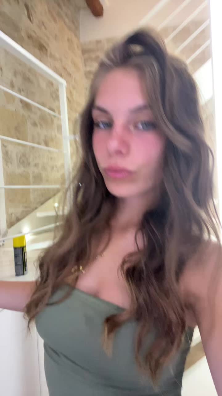 @anitavernicee