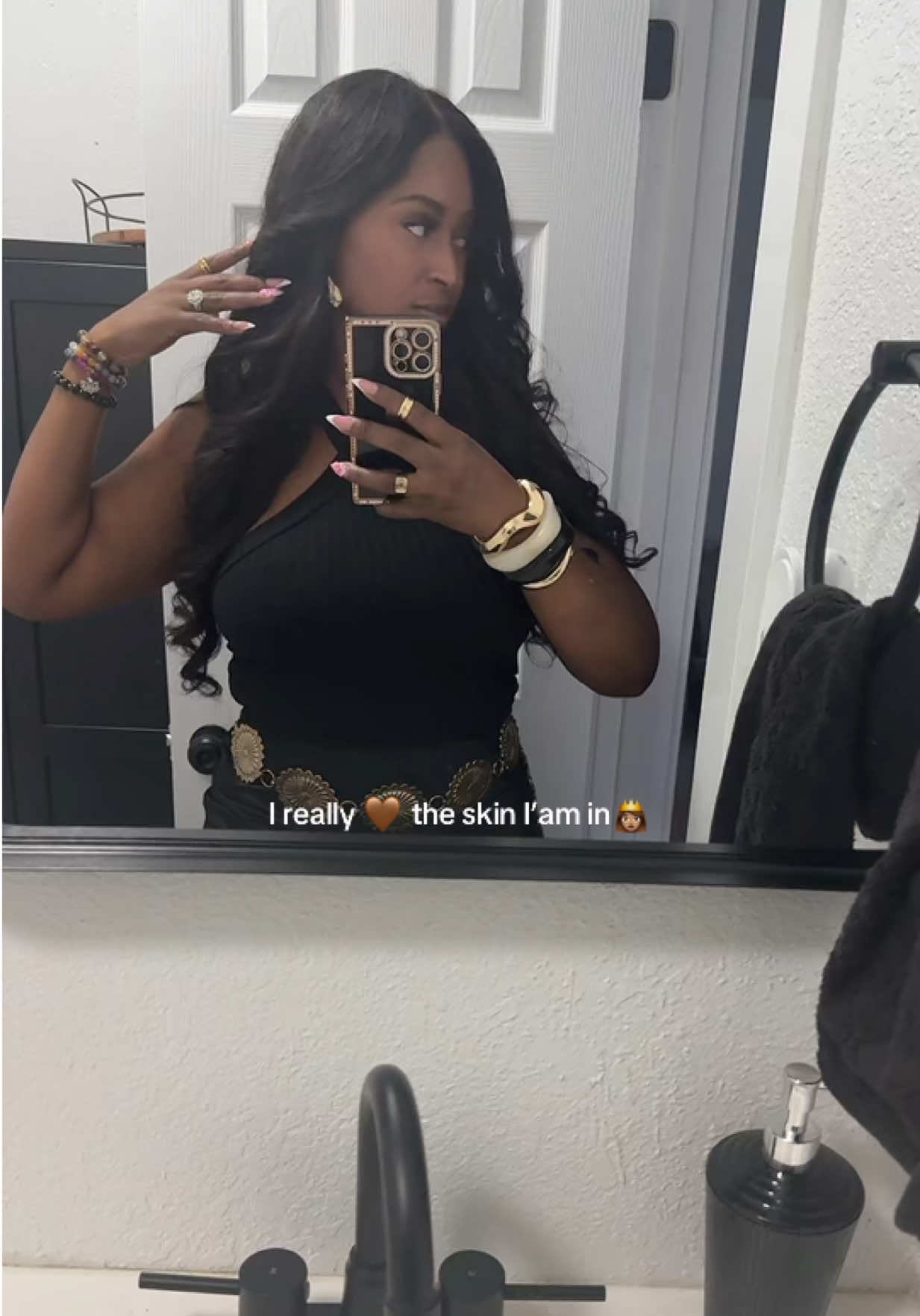 @Nichelle | The Self Love Guide