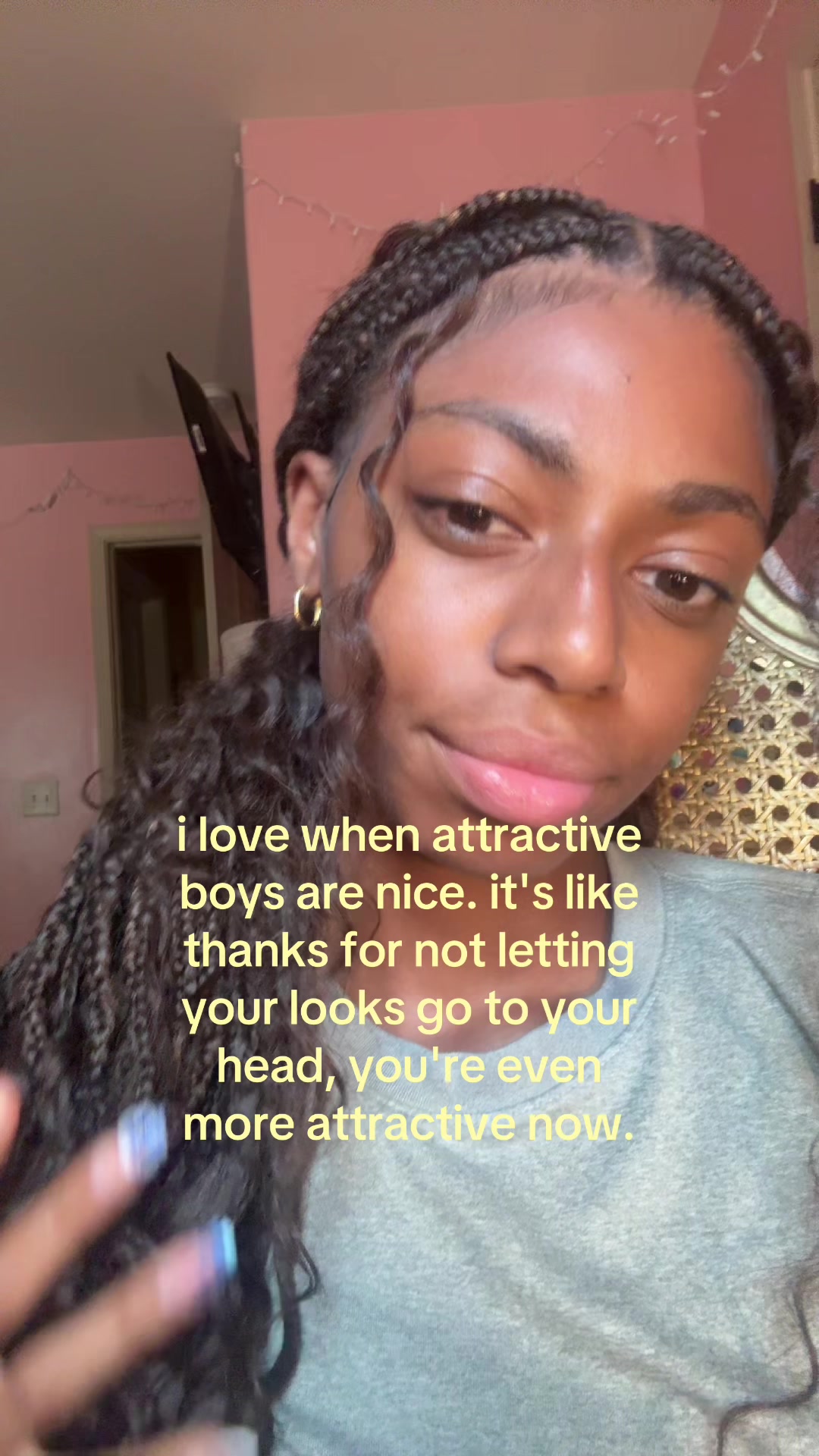 @shaniya ᥫ᭡.
