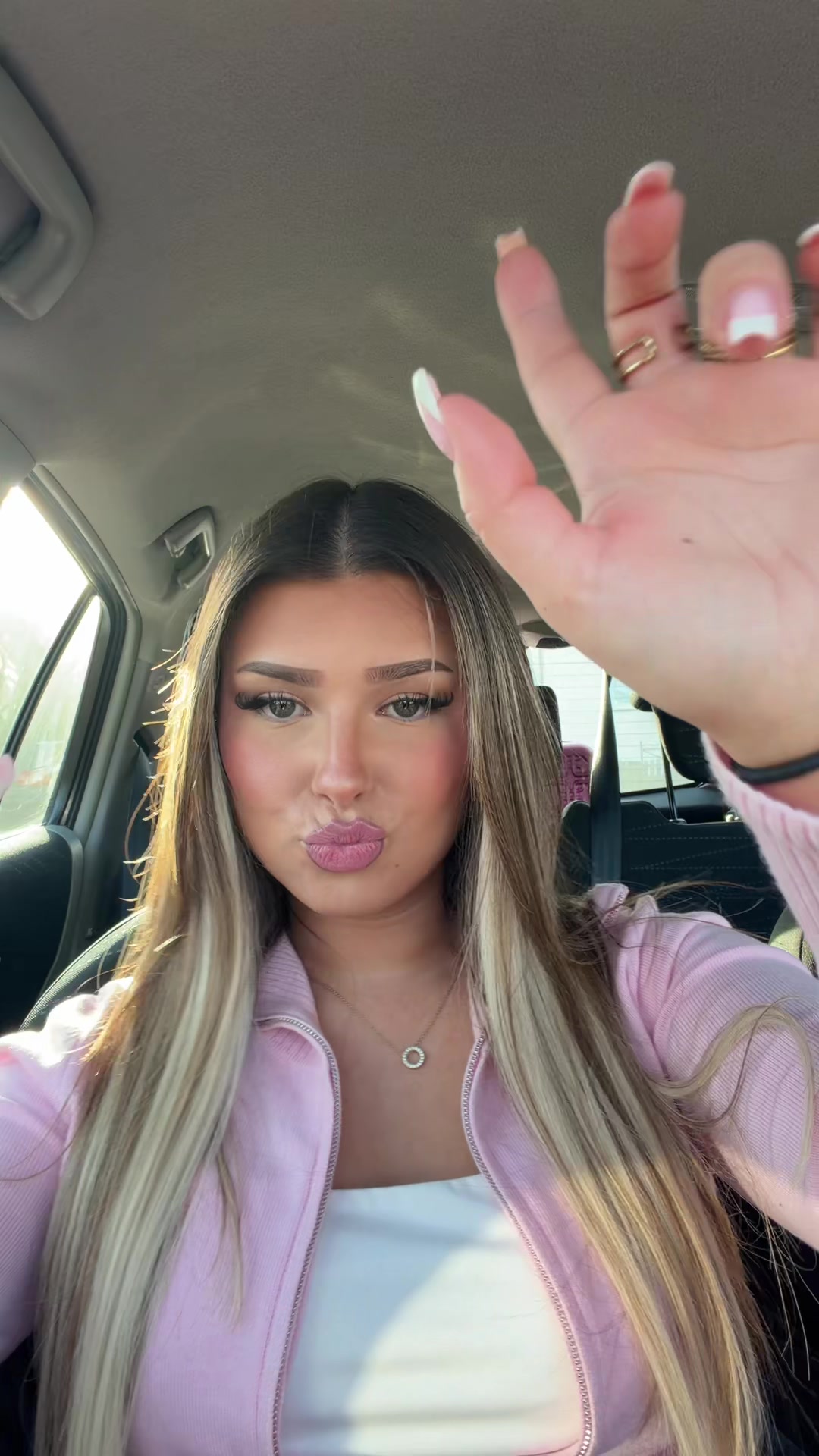 @evelin.kbr