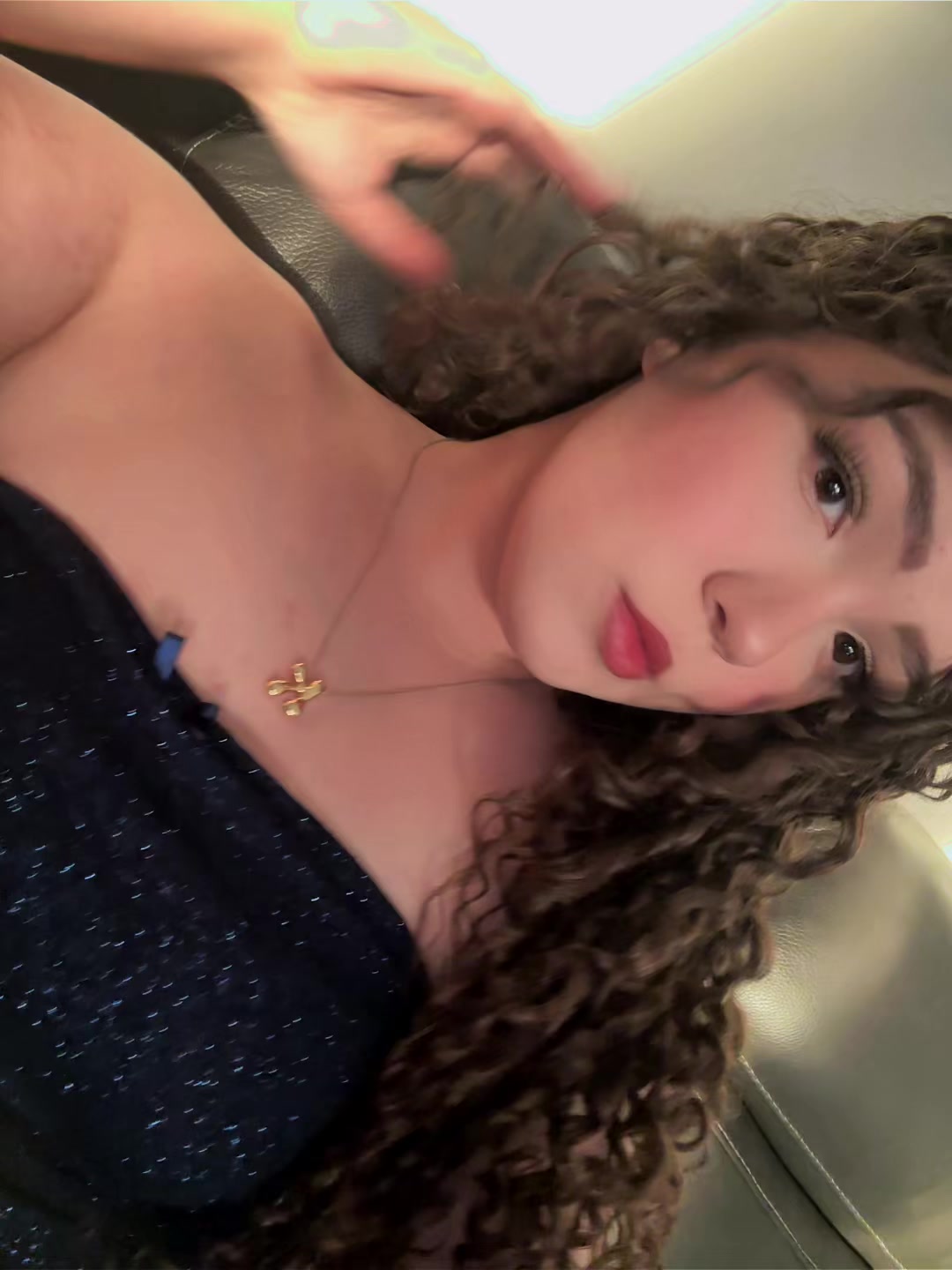 @️