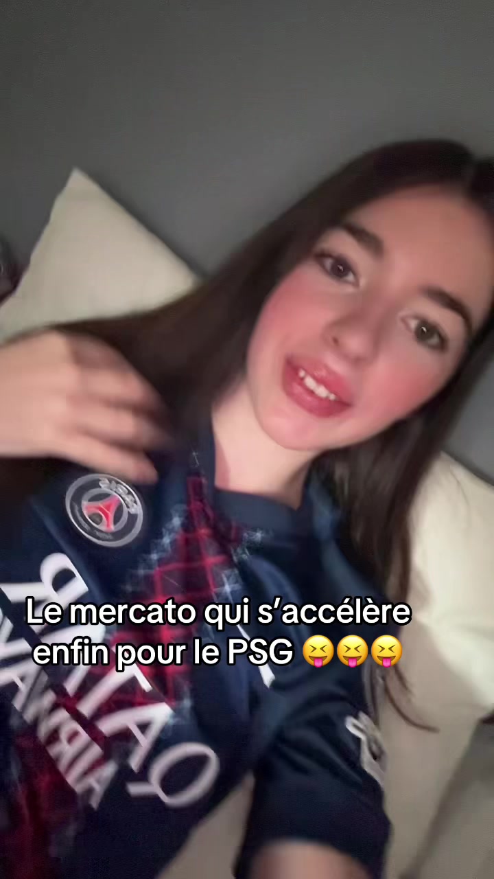 @Chlo&eacute;