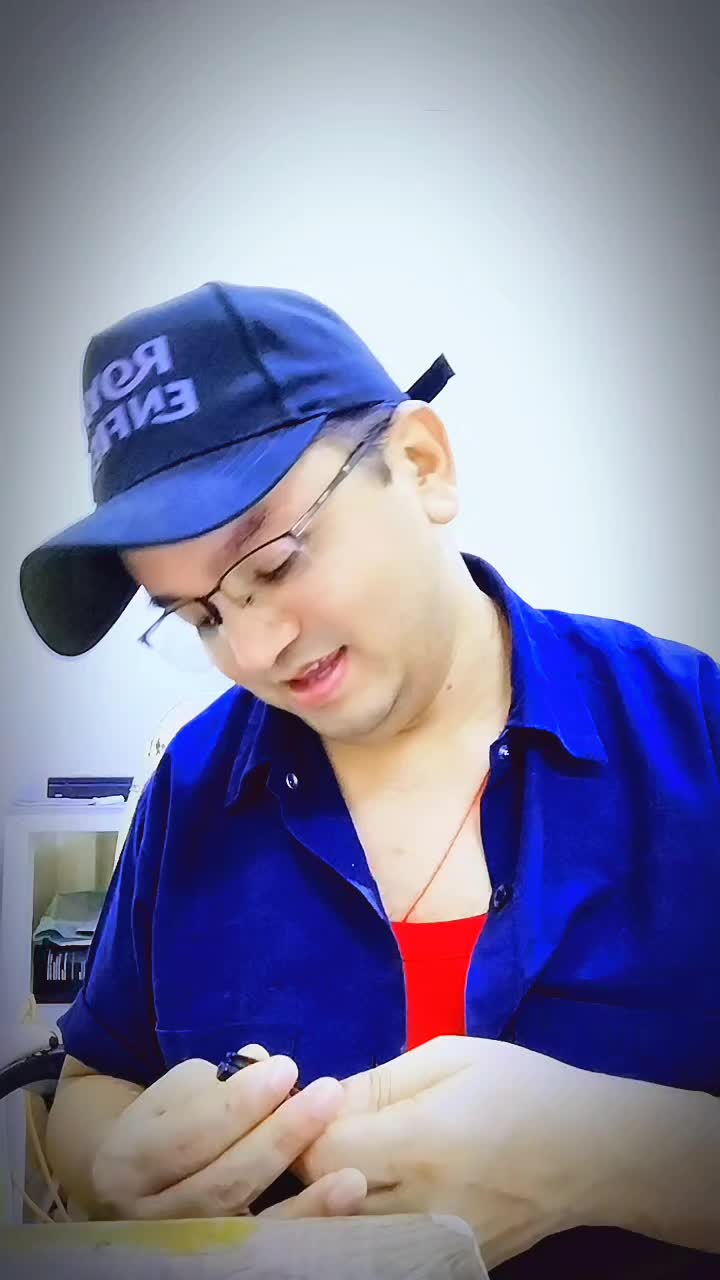 @क्षितिज पारि मेराे दुनिया