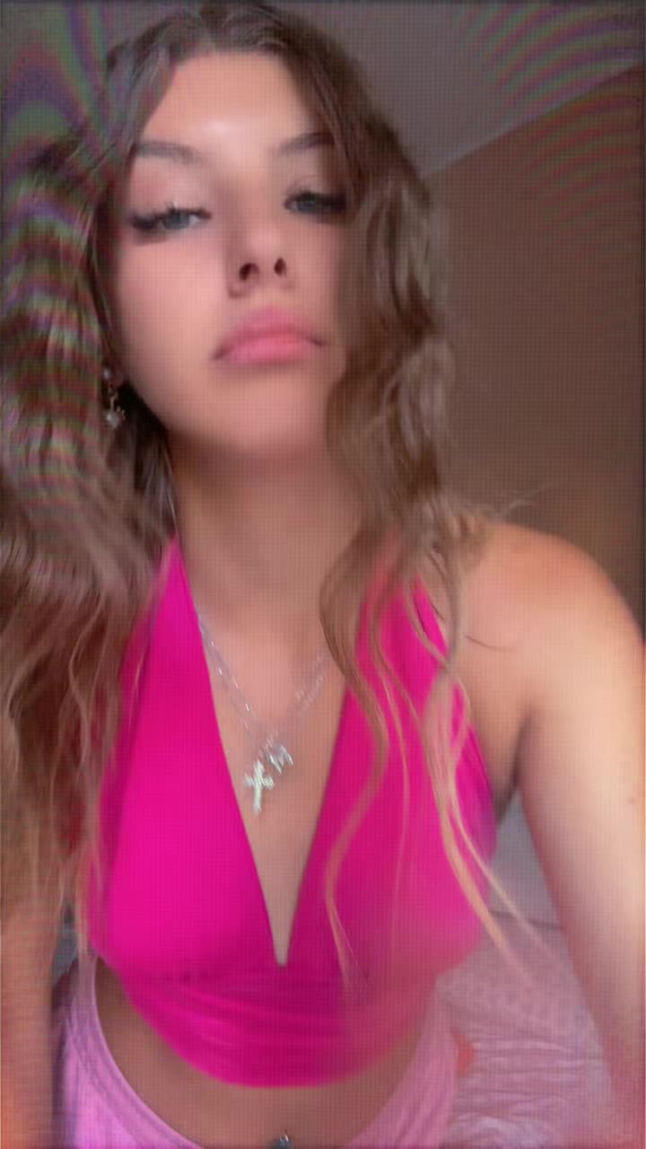 @𝒟𝑒𝒹𝑒🥀