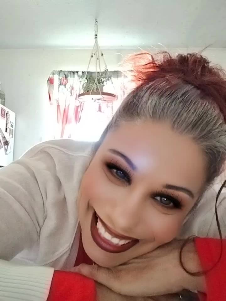 @Desiii