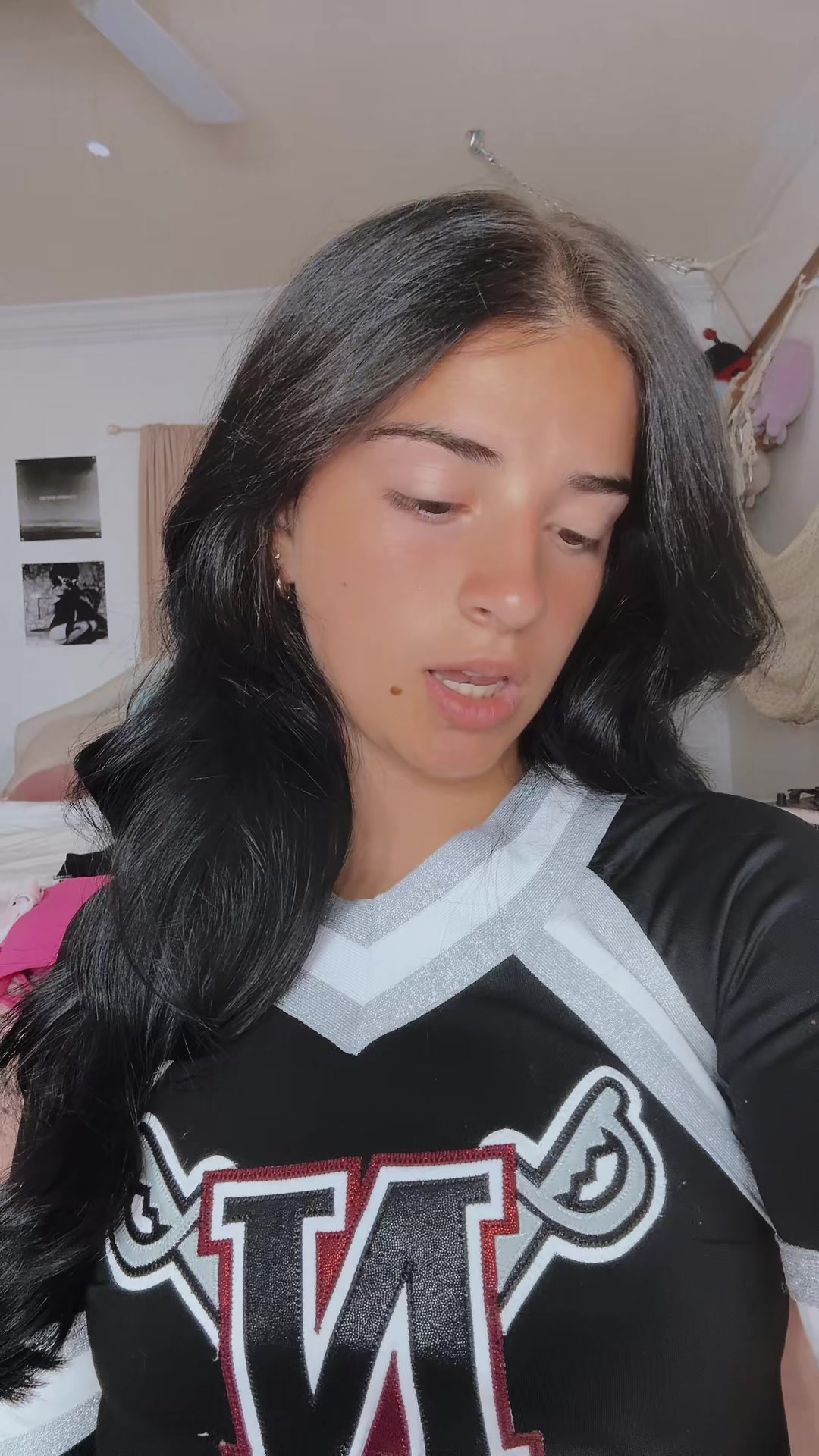 @𝑳𝑨𝒀𝑳𝑨🎀🪞🐈⬛🌸🍸