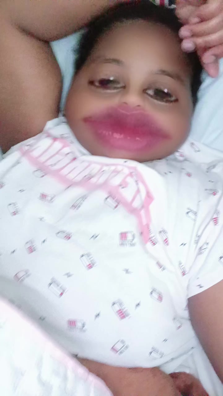 @Mrs 👧🇰🇪🇬🇭🇳🇫🇹🇿🇺🇬🇿🇦