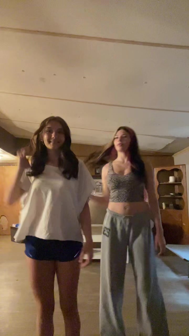 @🤫