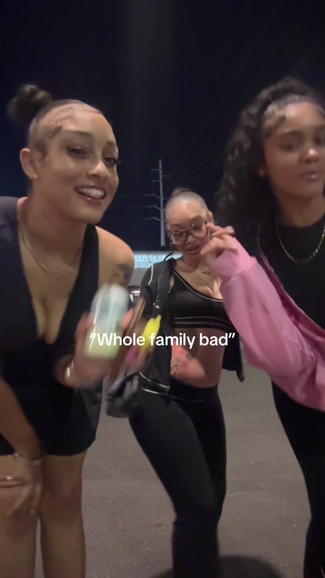 @aniamonaem