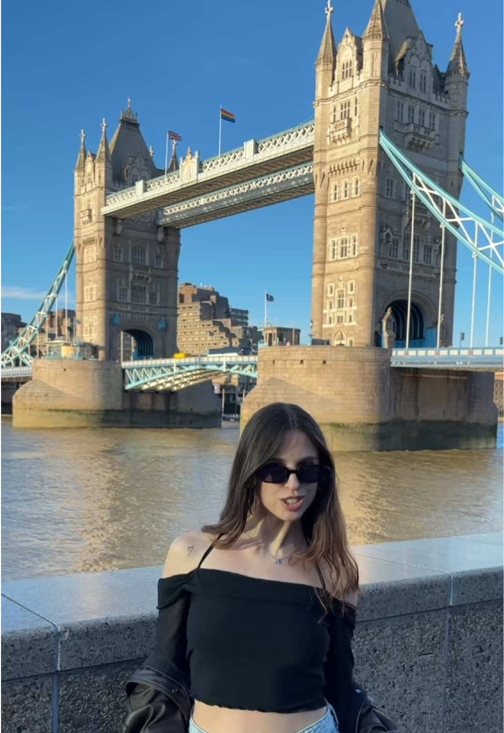 @ari 🪩