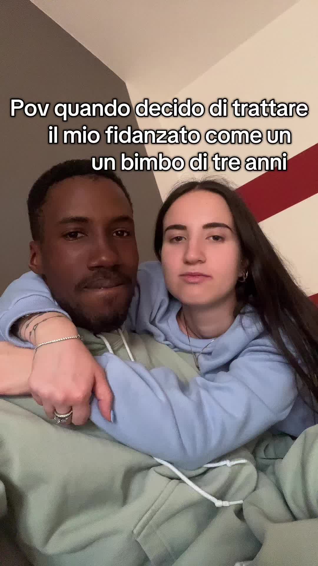 @LucreAx