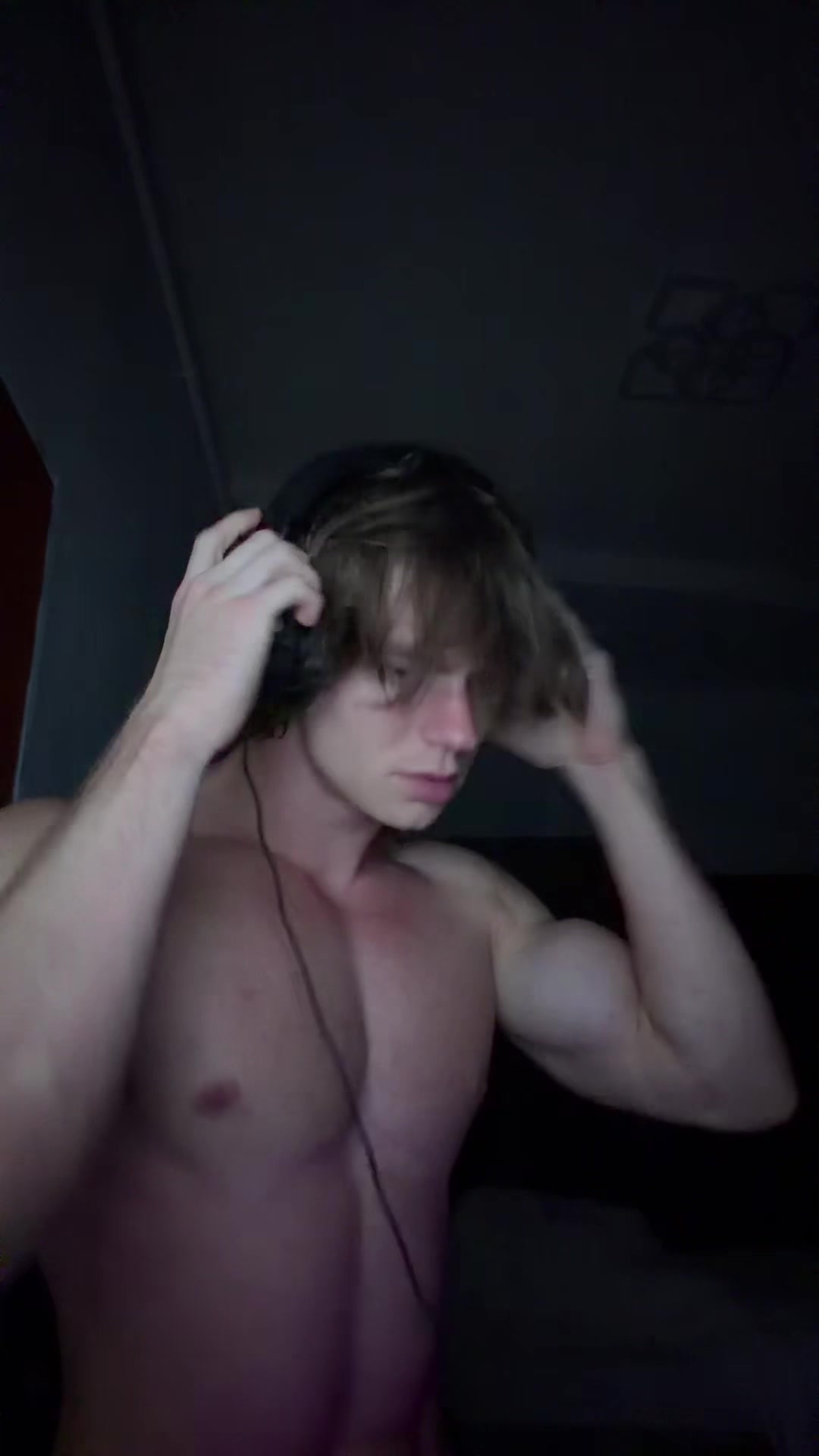 @Ashwaleks