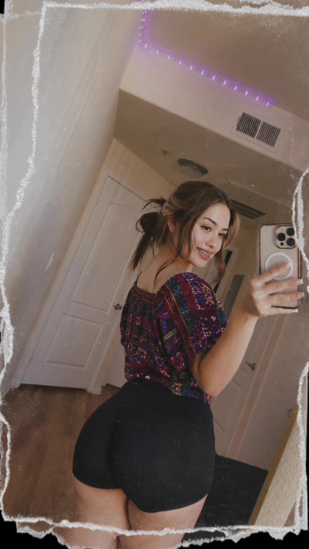 @Paola García