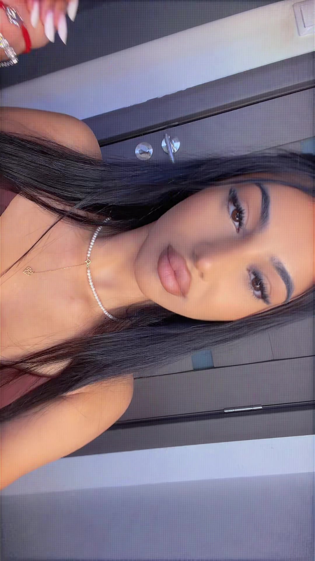 @Anais