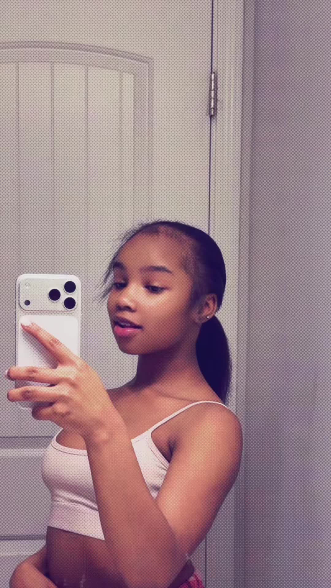 @Thisnotcoco_