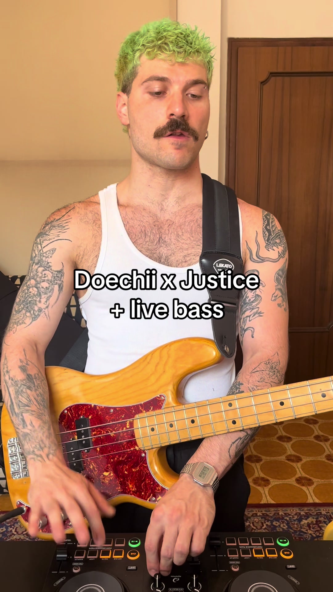 @Moonet