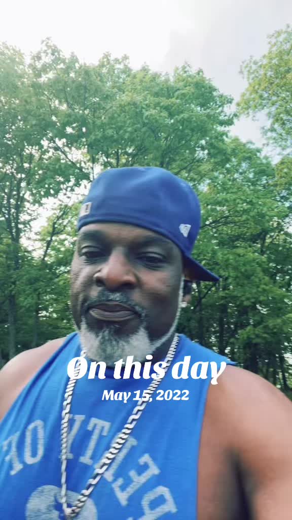 @Chocolate silver fox 💪🏾👊🏾