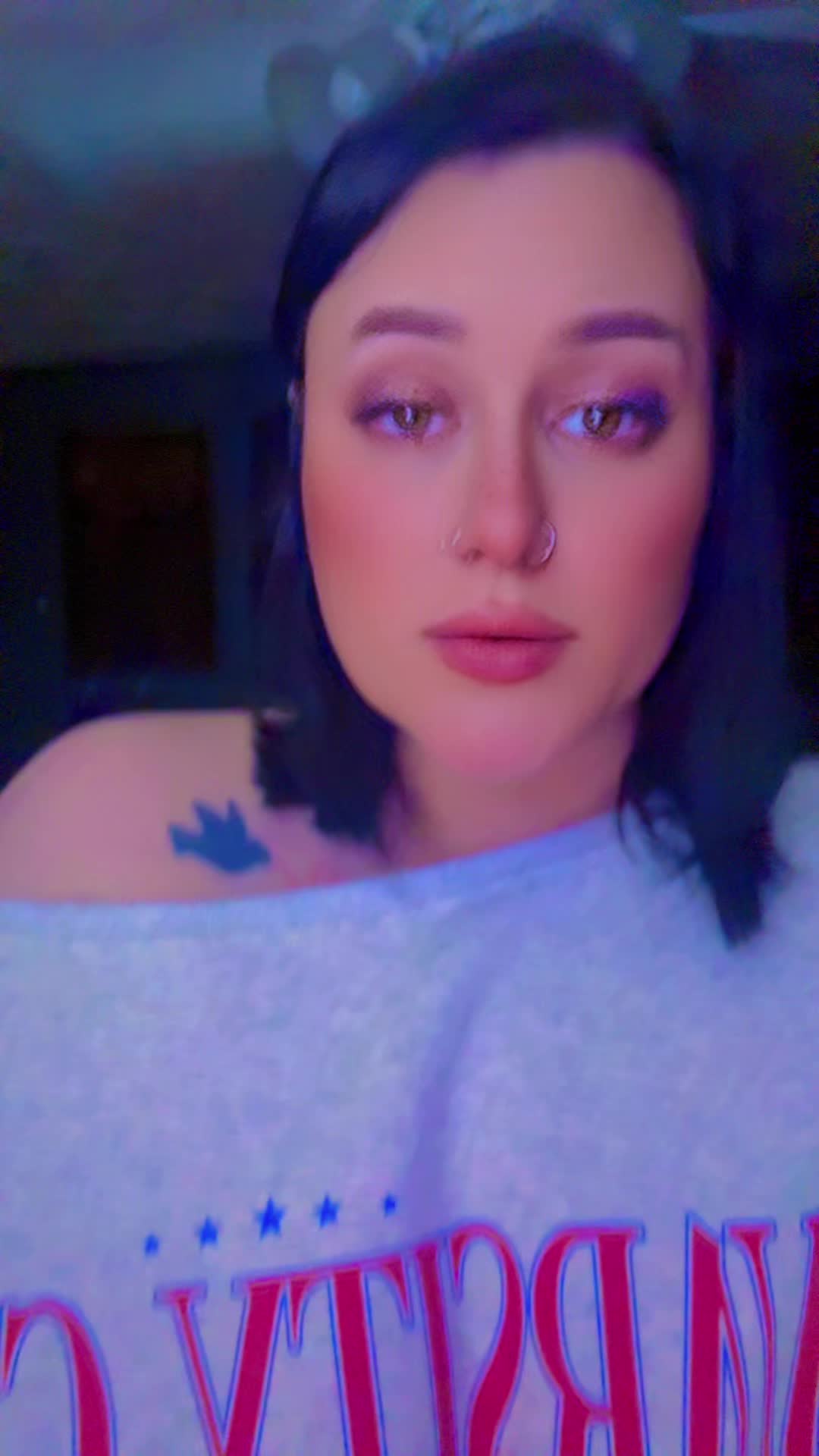 @J๐E๐N๐N