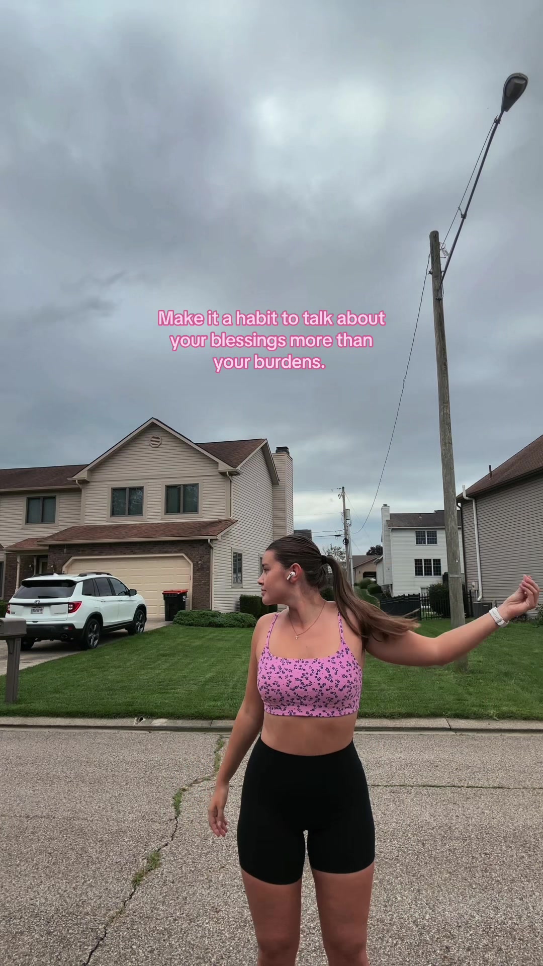@Gabriella Stare