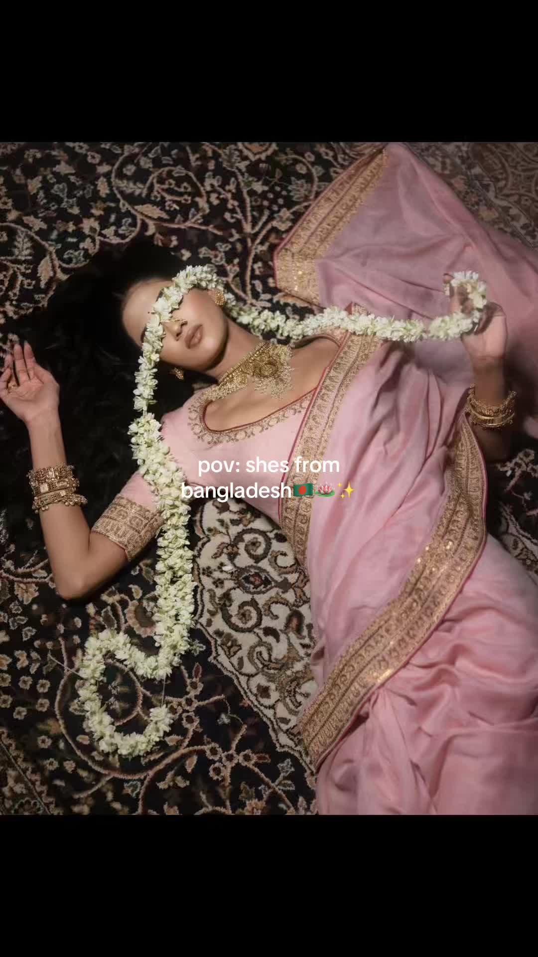 @ᥫ᭡.