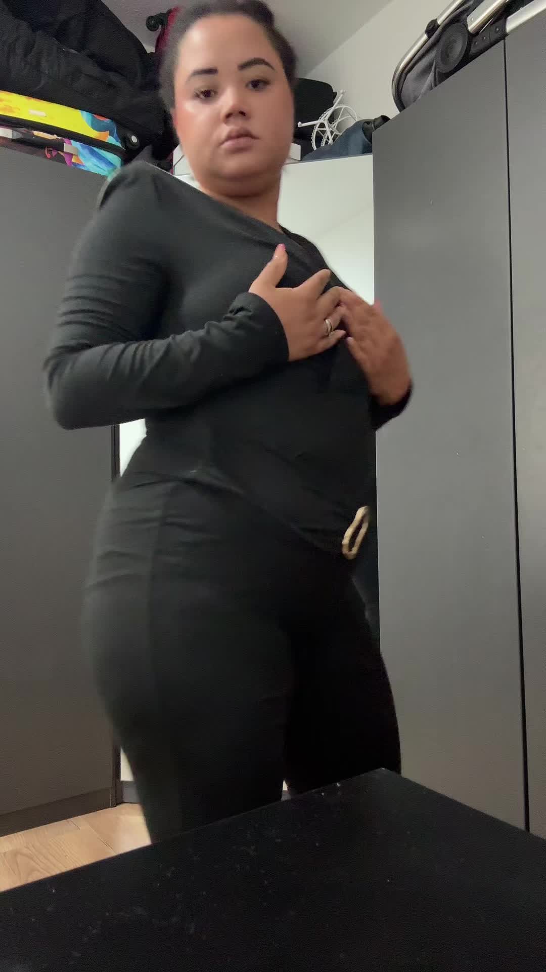 @Laurarodriguez_42