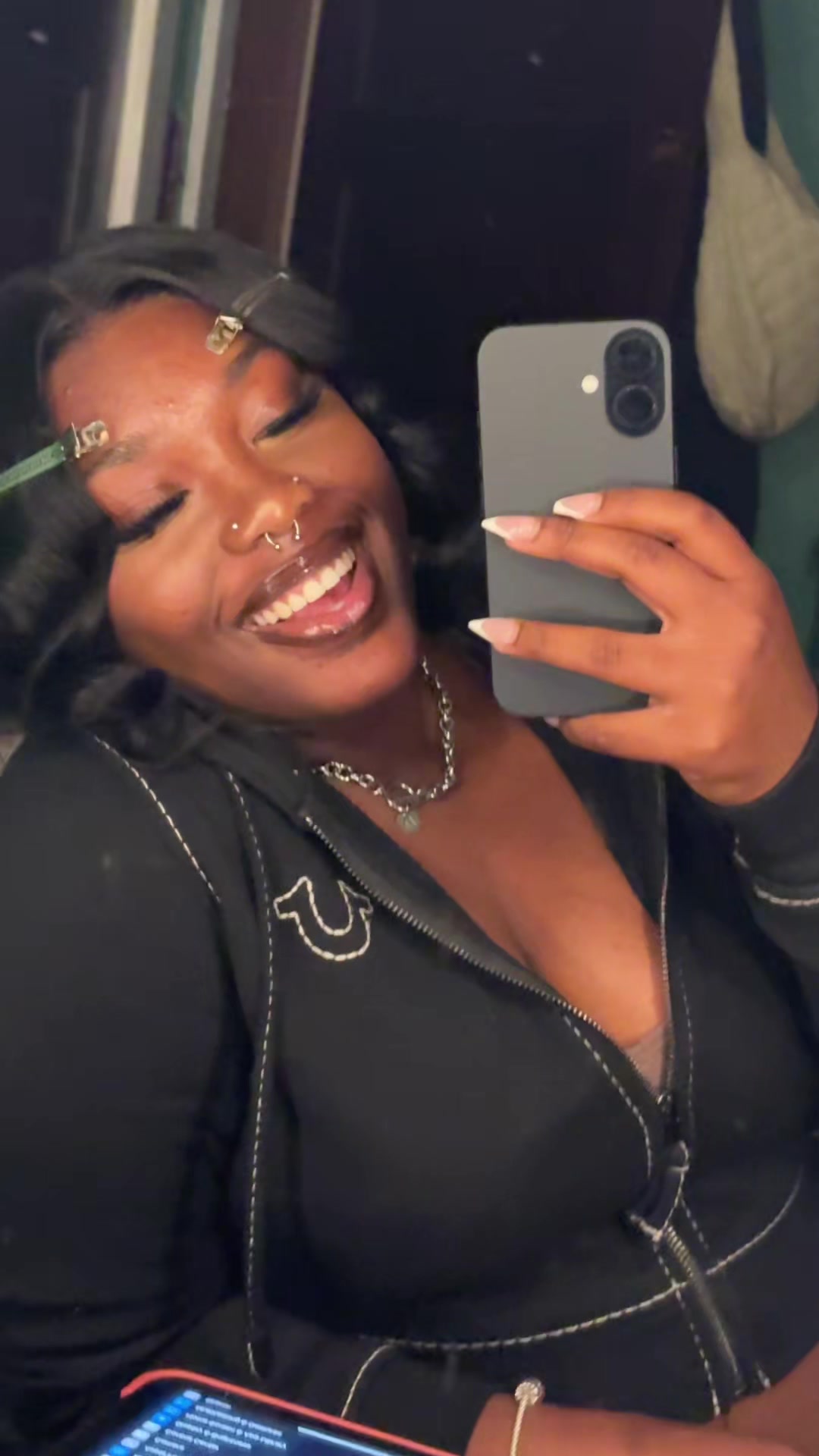 @niyah