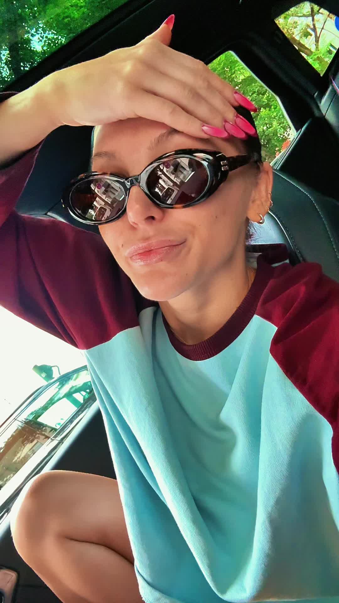 @VIVIANN