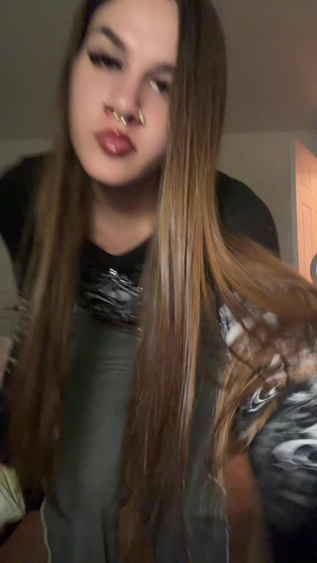 @bigshartyy