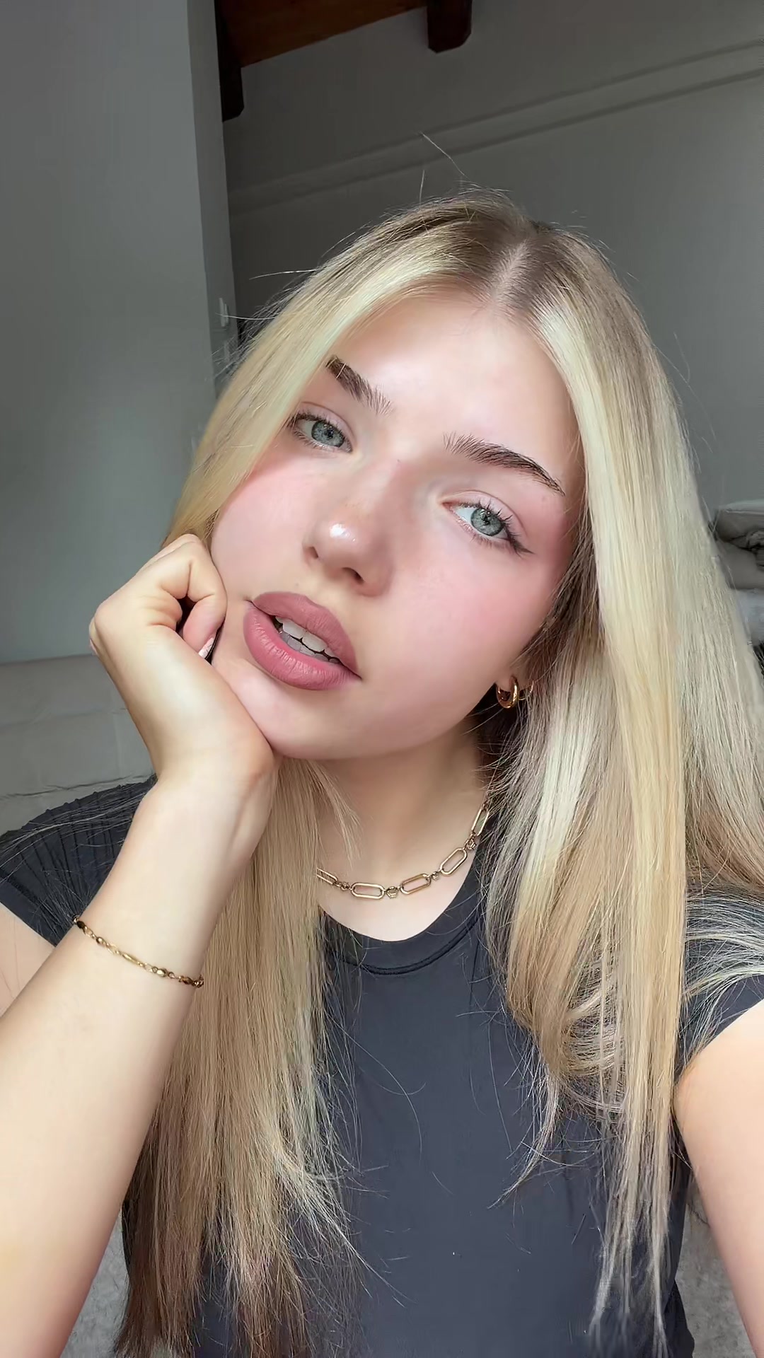@Fibii