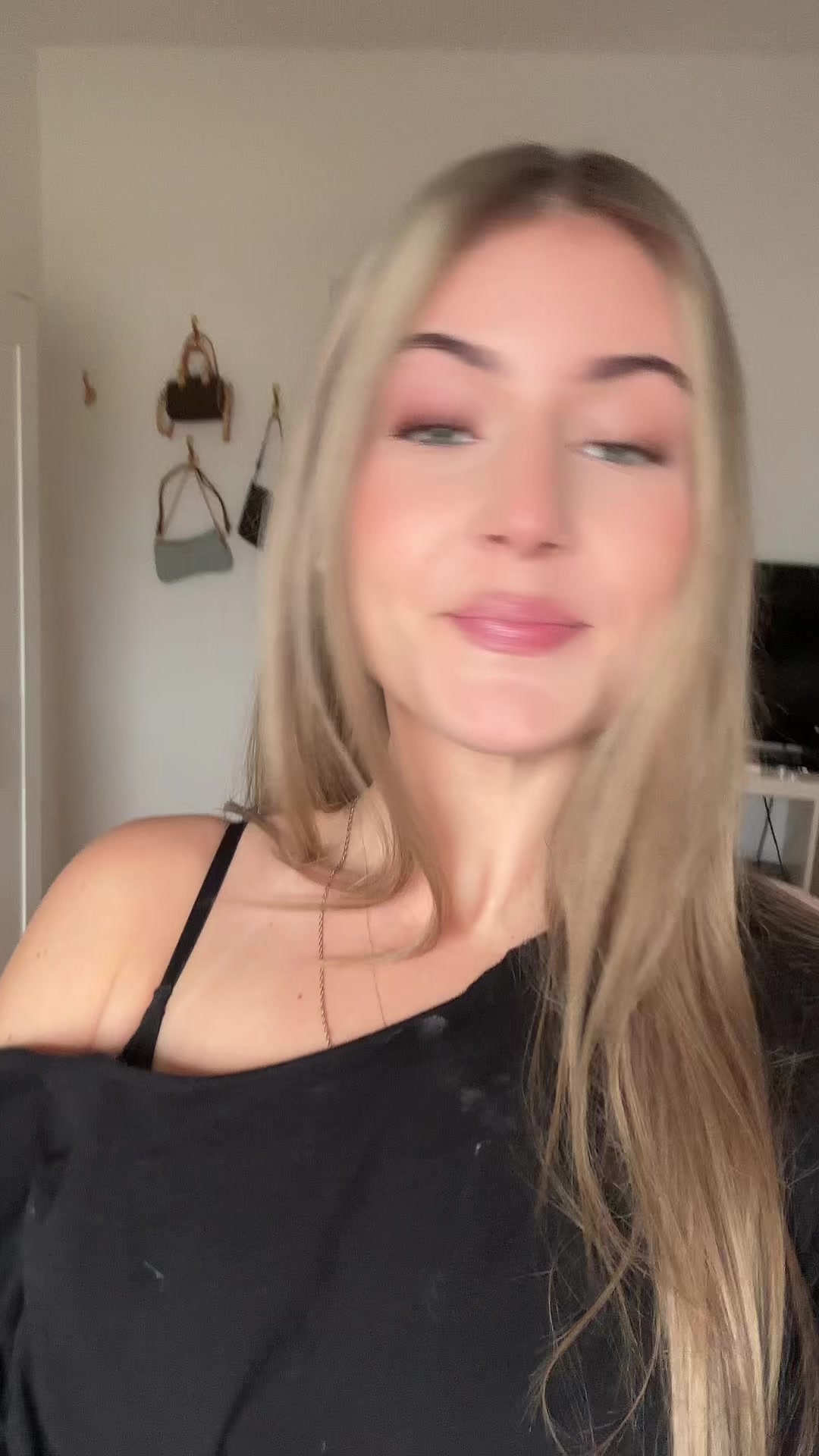 @anna-luisa