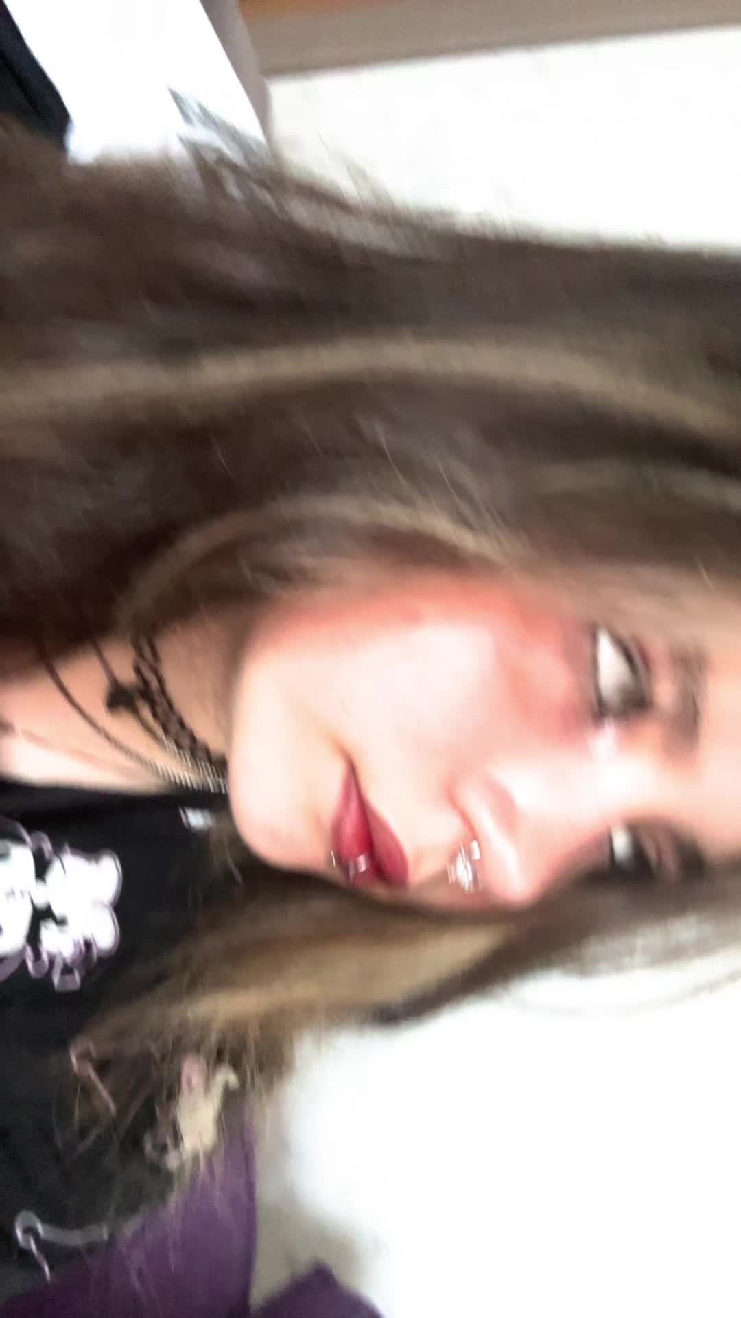 @ᶻ 𝘇 𐰁