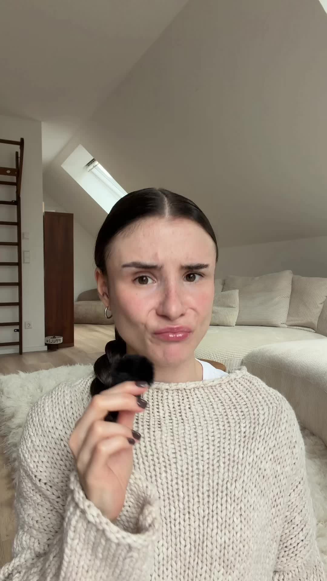 @Lara