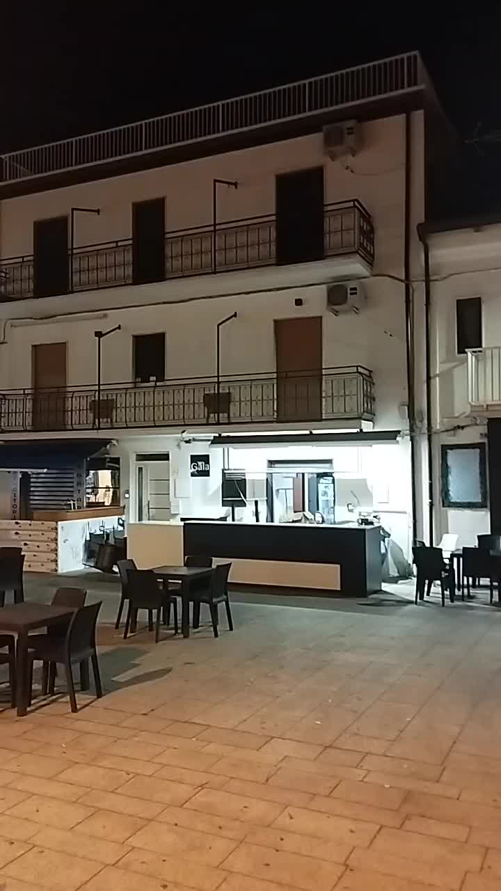 @Schiavonea ieri e oggi