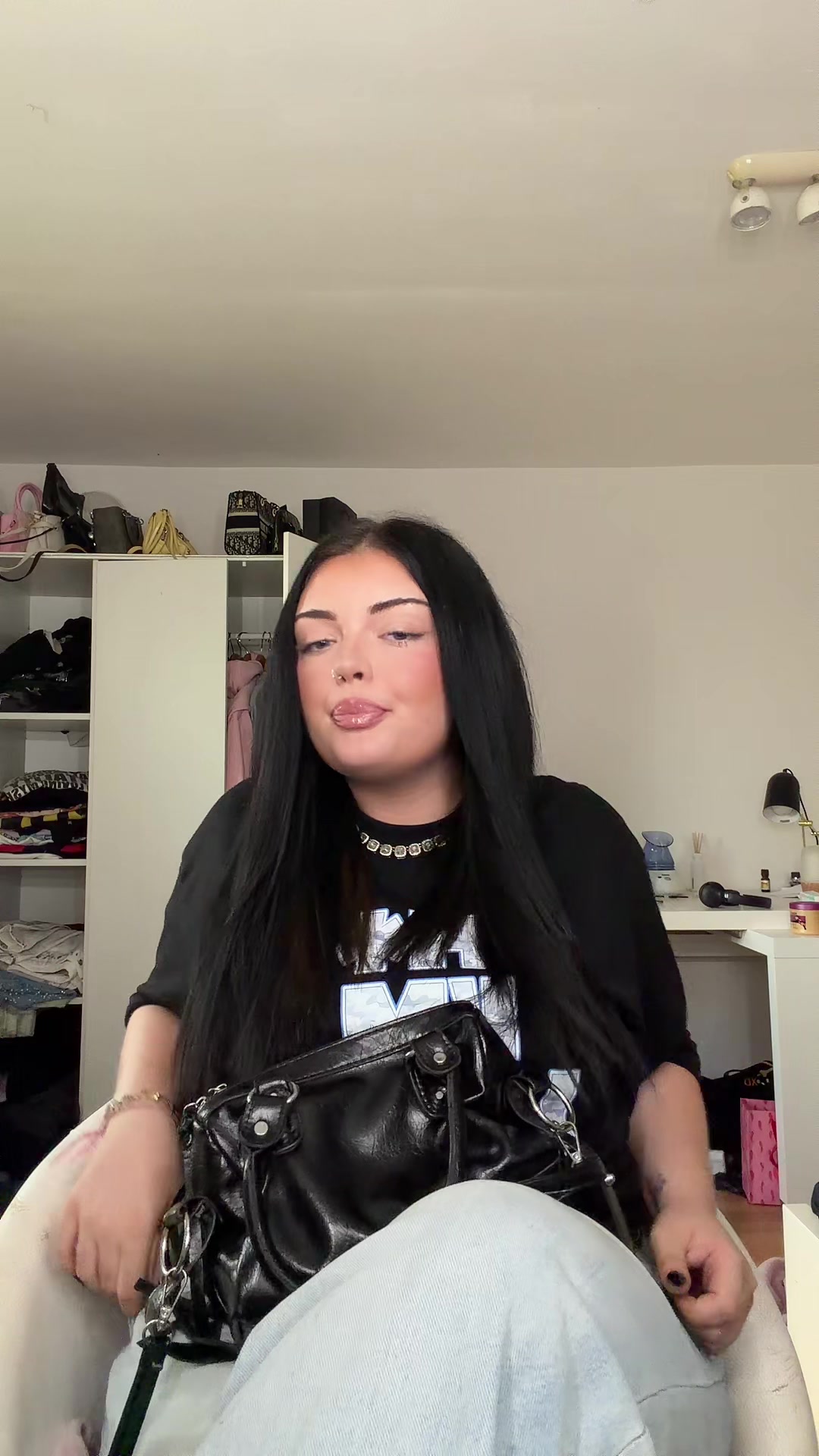 @M4ELLE
