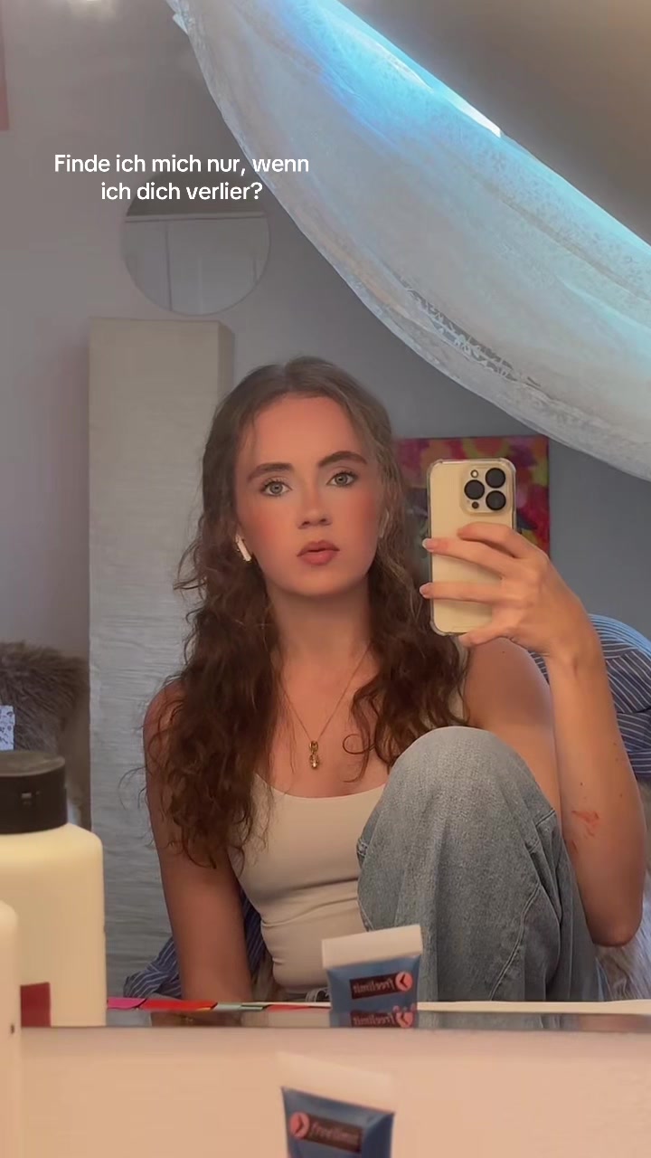 @Sophia 💫